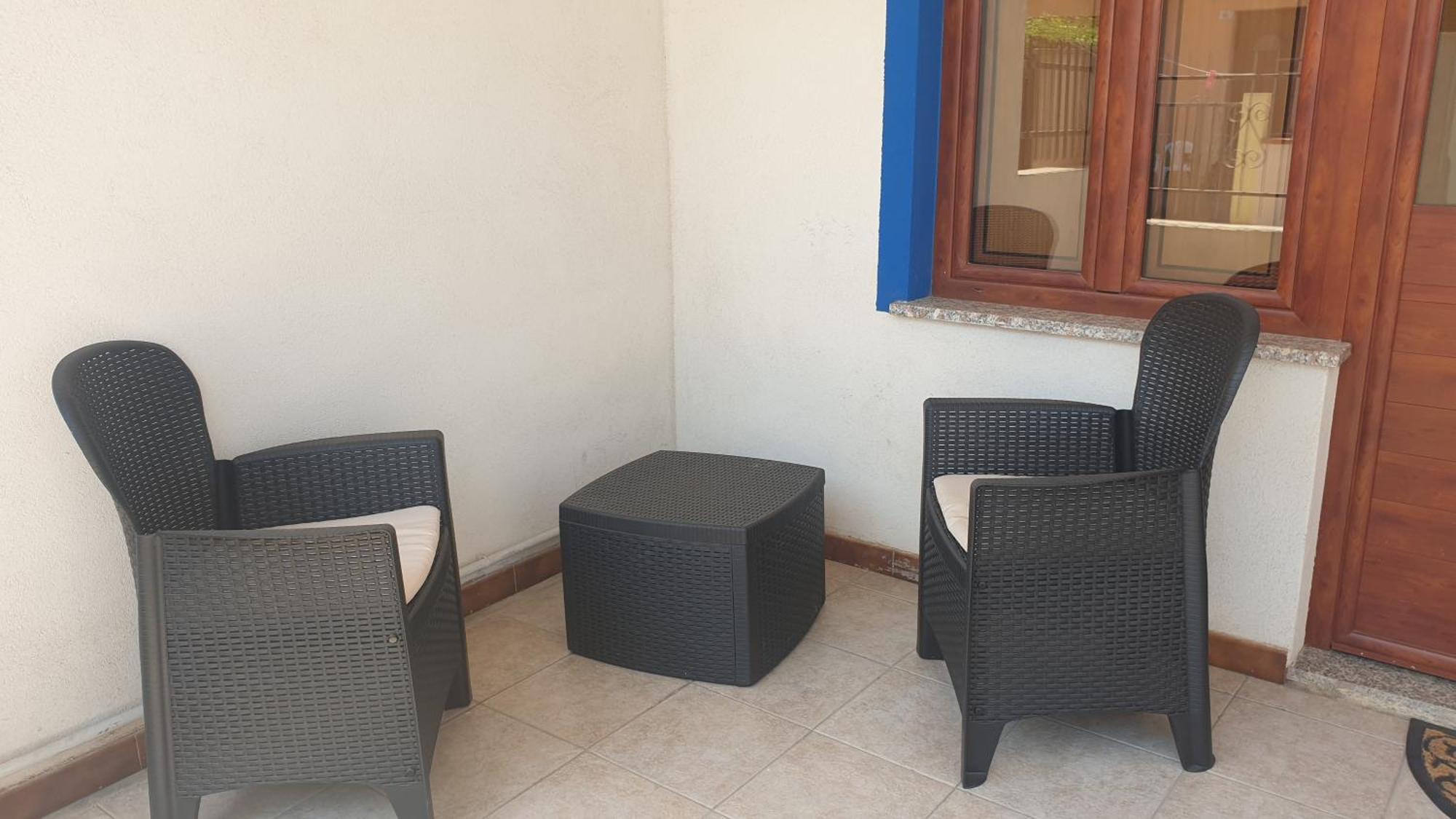 Sandalia B&B Lotzorai Oda fotoğraf